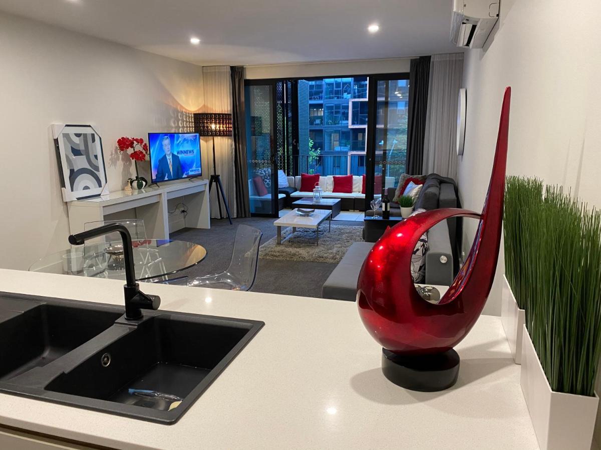The Gallery Luxe 1 Bedroom Executive Apartment In The Heart Of Braddon Wine Secure Parking Wifi Canberra Bagian luar foto
