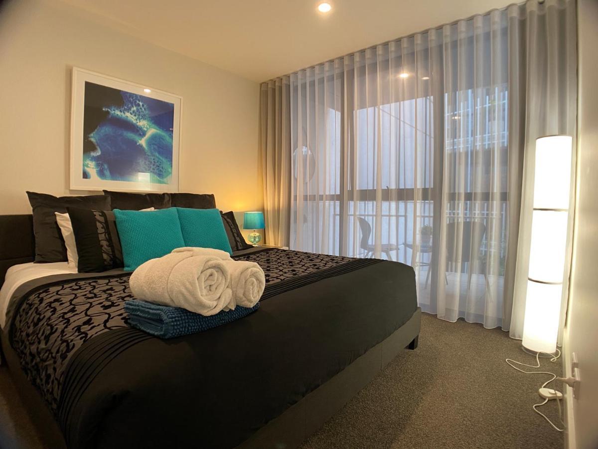 The Gallery Luxe 1 Bedroom Executive Apartment In The Heart Of Braddon Wine Secure Parking Wifi Canberra Bagian luar foto